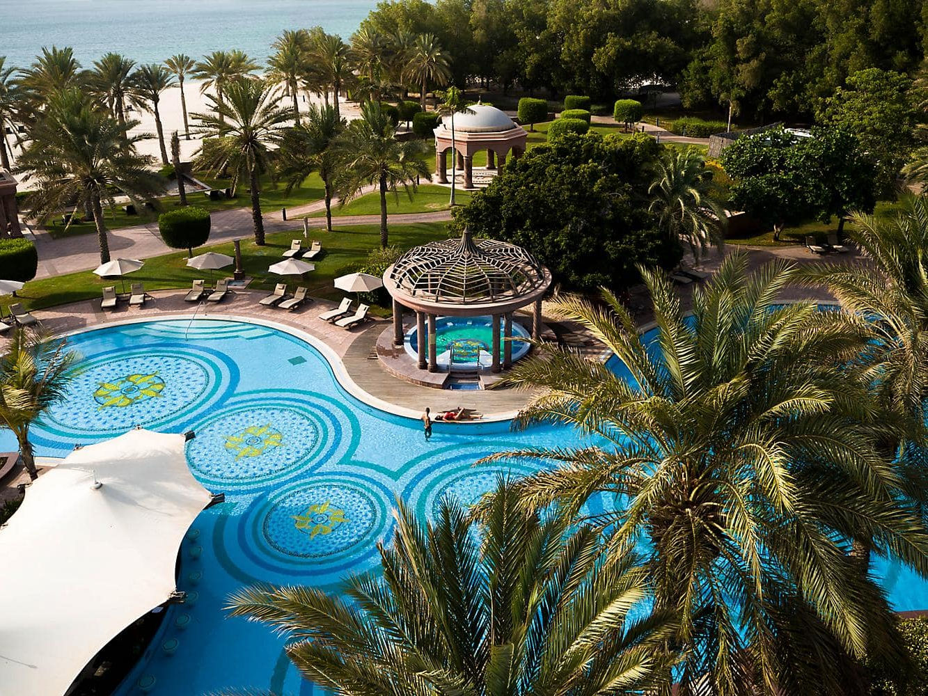 Emirates Palace Mandarin Oriental outdoor pool