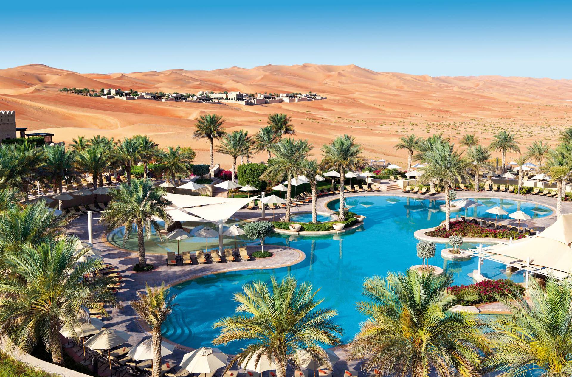 Qasr Al Sarab Desert Resort By Anantara