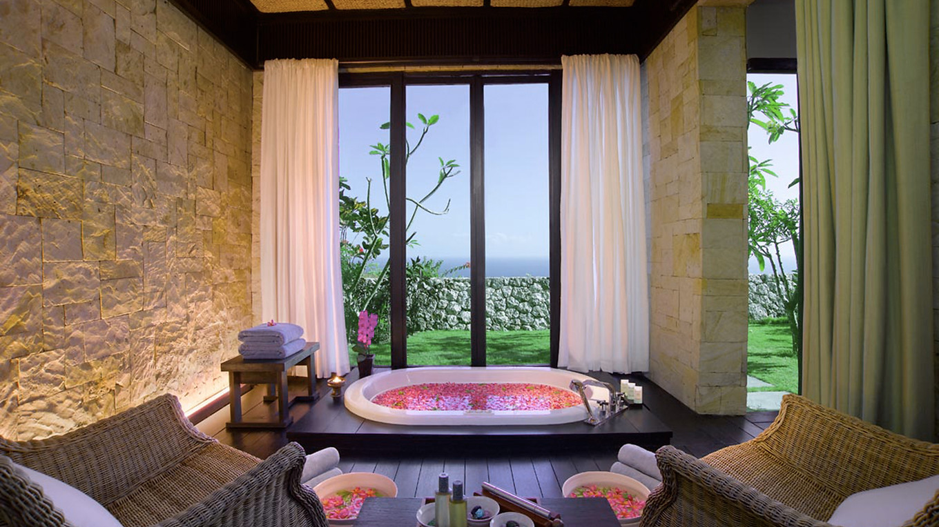 Bulgari Resort Bali spa treatment room