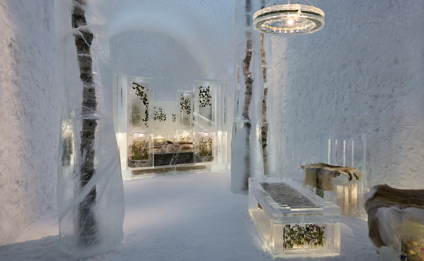 IceHotel Sweden, A Midsummer Nights Dream Design Suite by Bernadotte & Kylberg ,photo by Magnus Mårding