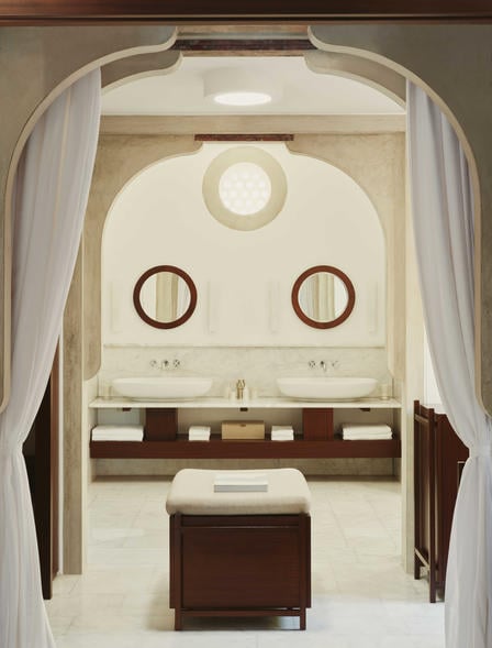 Amanruya garden view pavilion's bathroom