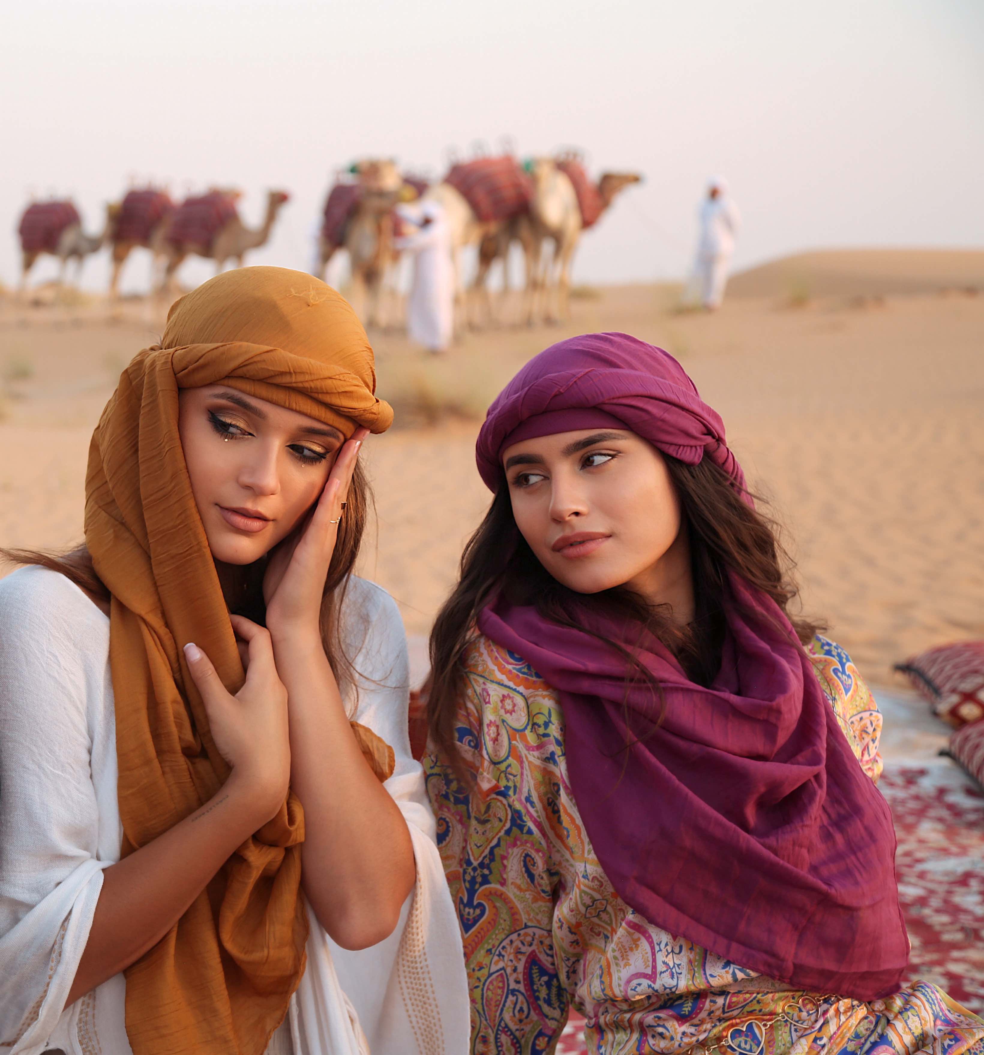 Photoshoot Influent Traveler Dubai's desert with Bri Wilburn and Nigo