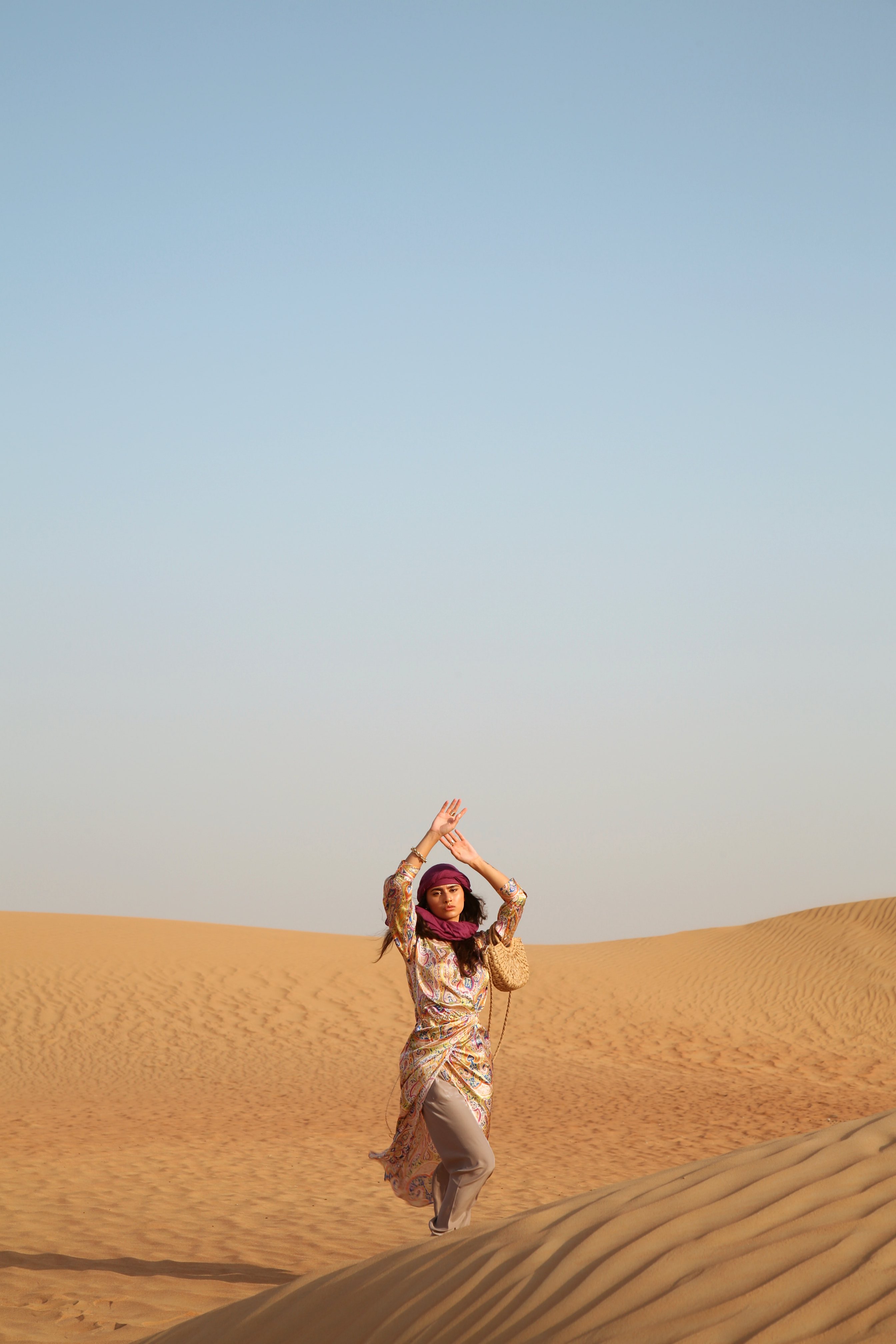 Photoshoot Influent Traveler Dubai's desert with Nigo